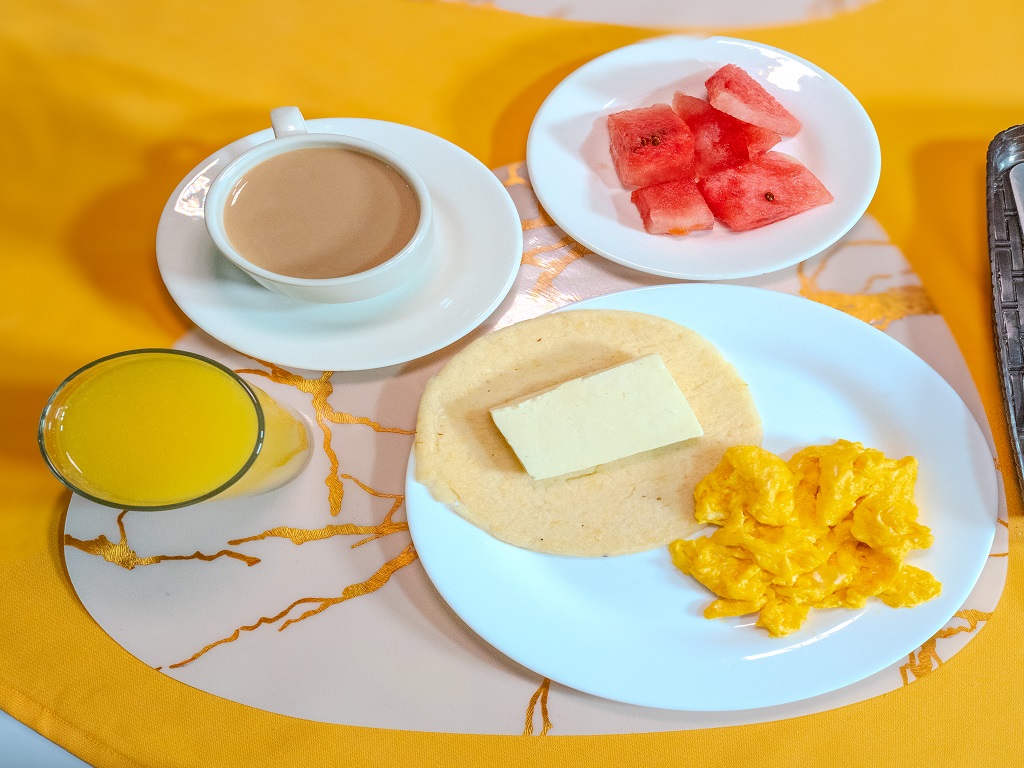 desayuno americano_hoteles en calombia